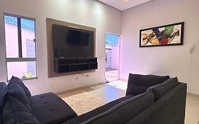 Casa Davisis 2 - Parada Jalapão, Prox Rodoviária, Aeroporto e Faculdades